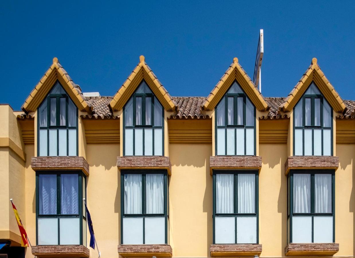 Hotel Doña Matilde Estepona Exterior foto